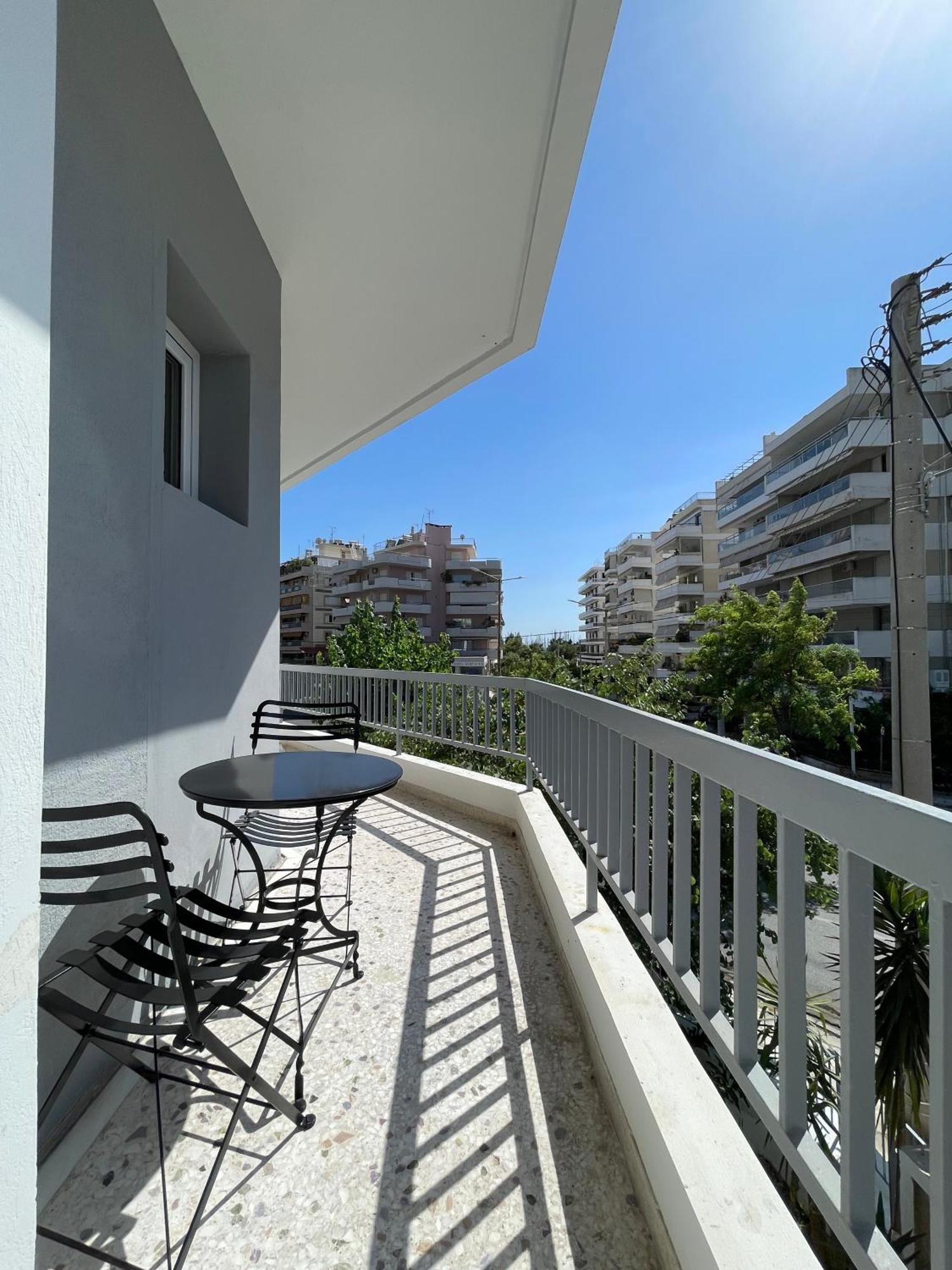 Athenean Bnb Seaside Serenity Steps From The Riviera Dış mekan fotoğraf